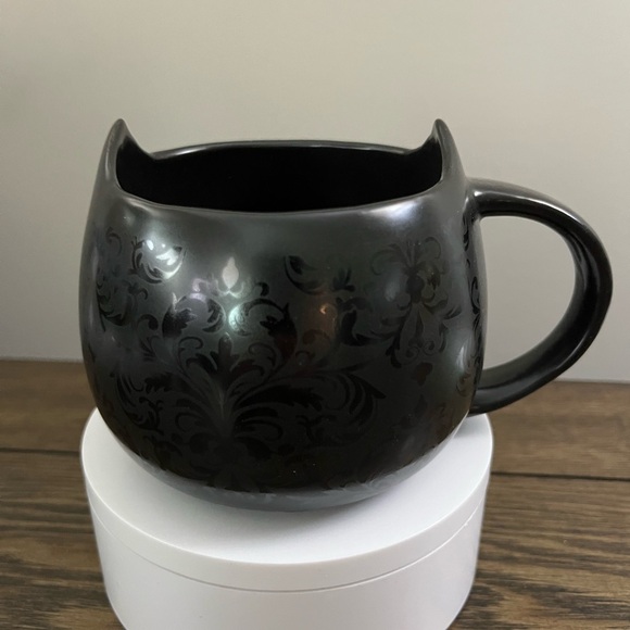 Set of Two Brocade Cat Mug - Picture 3 of 5